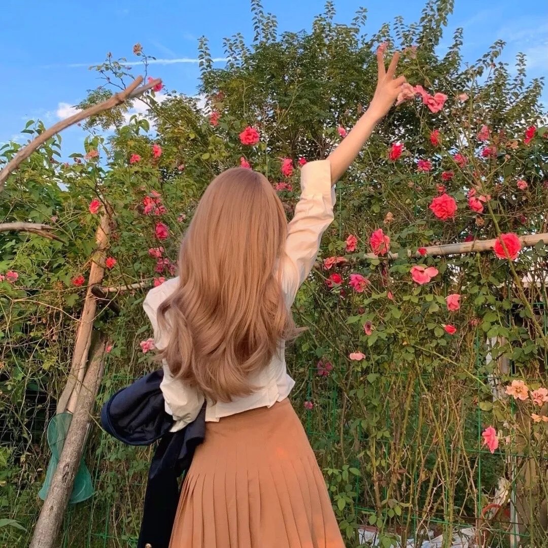 一觉醒来嫁给了男神